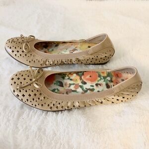 Vionic Spark Surin Ballet Flats Nude Tan Women’s 8.5